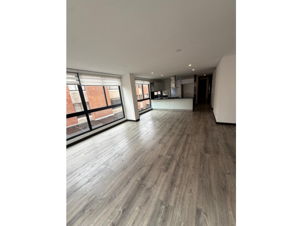 Bogota venta apartamento en chico navarra 135 mts