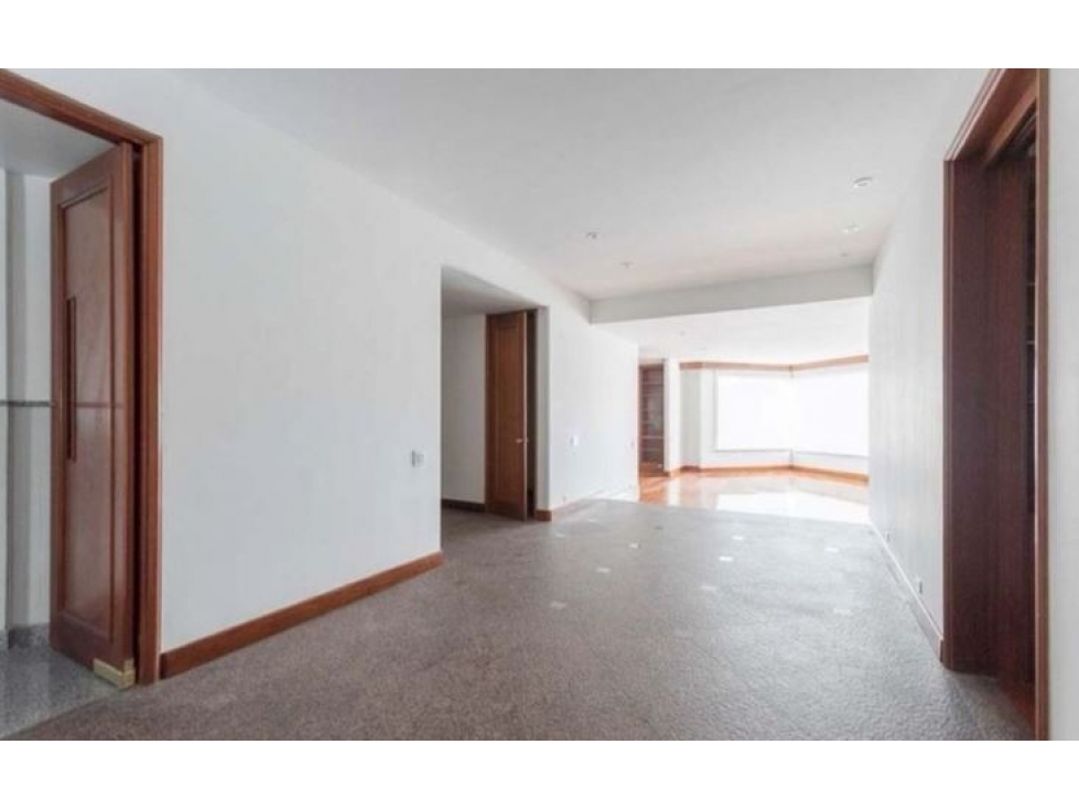 Bogotá vendo apartamento en rosales de 375 mts — foto 3