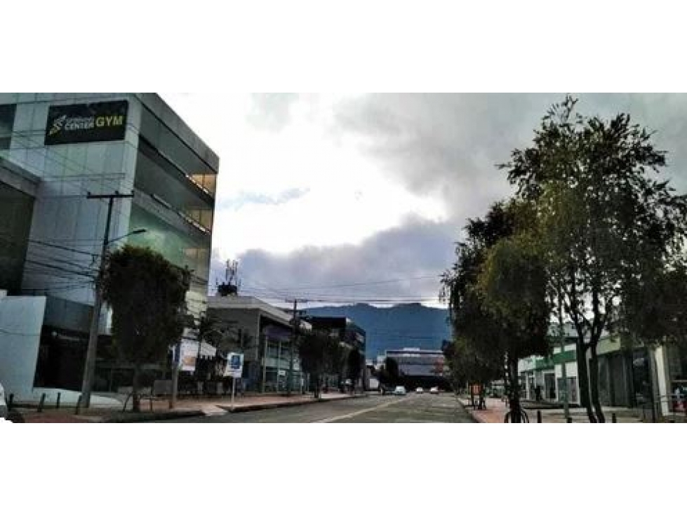 Bogota vendo apto remodelado santa barbara area 257 mts — foto 4