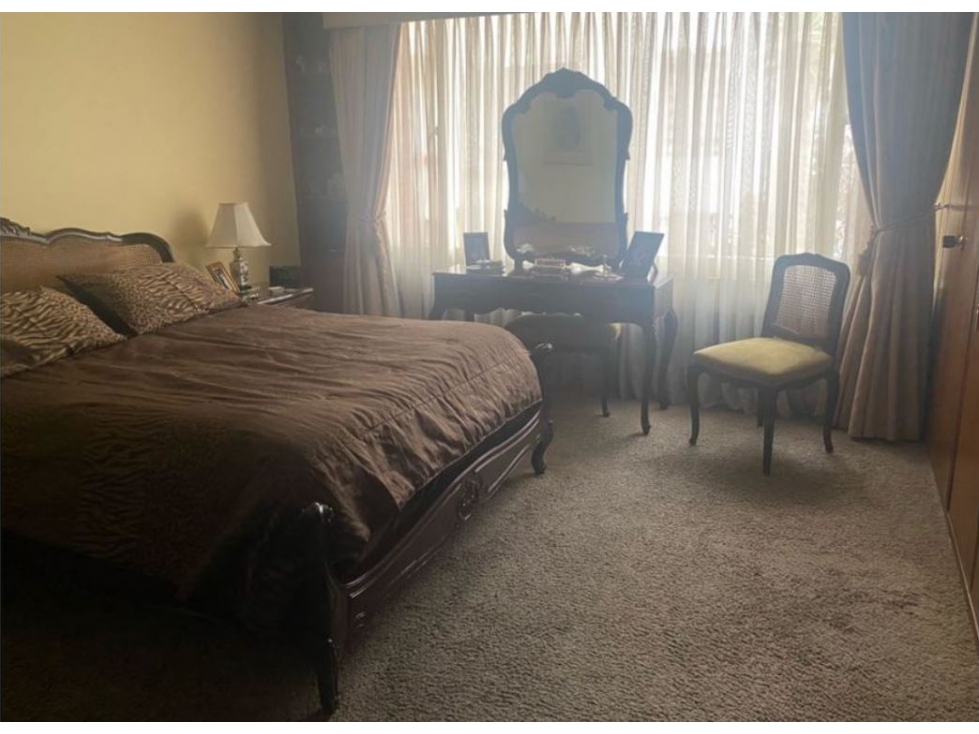 Bogotá, vendo apartamento en Chicó de 220 metros — foto 4