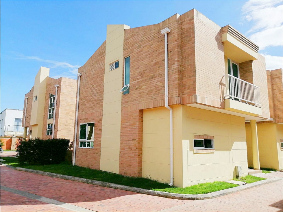 Casas en VENTA Chia conjunto cerrado