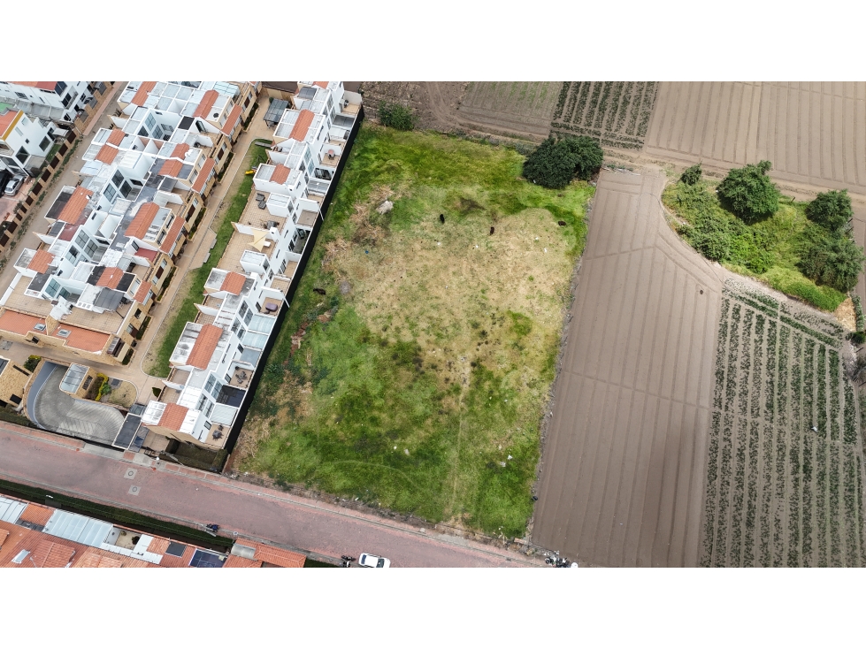 Venta Lote Proyecto Cota con Licencia - 1