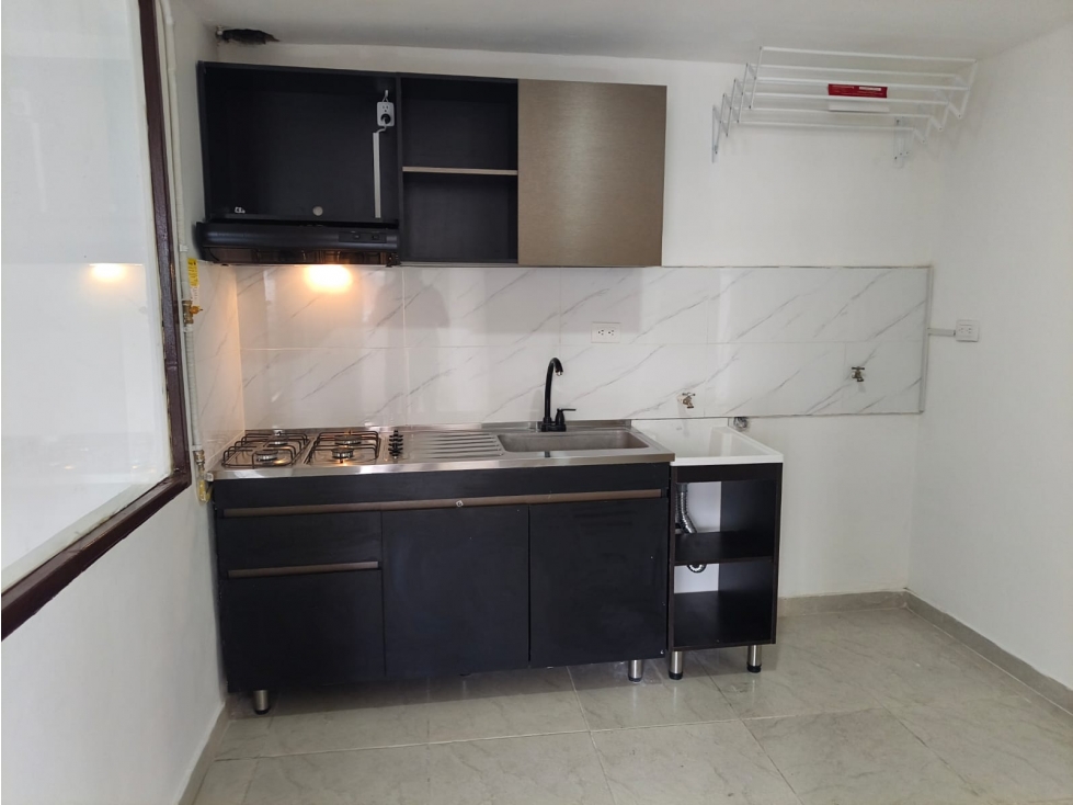 Arriendo Apartamento Las Orquídeas Norte Bta — foto 2