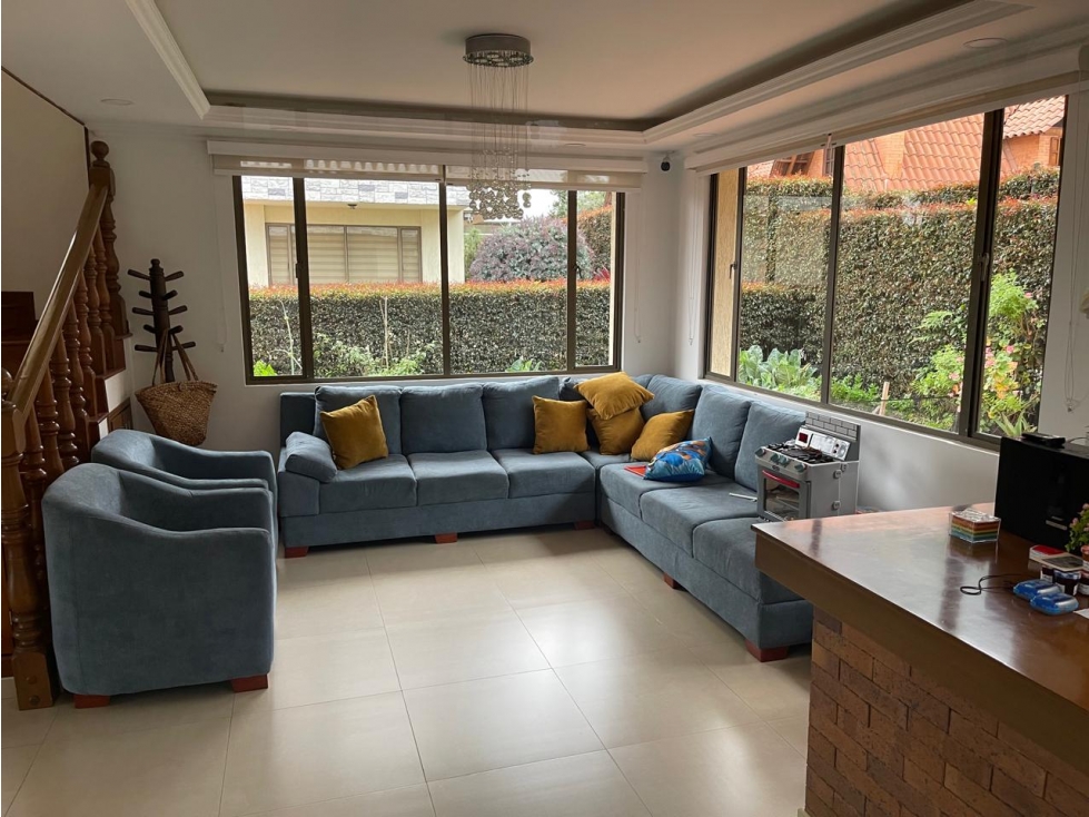 VENDO CASA EN CONJUNTO CERRADO CETIME COTA $850.000.000 - 2