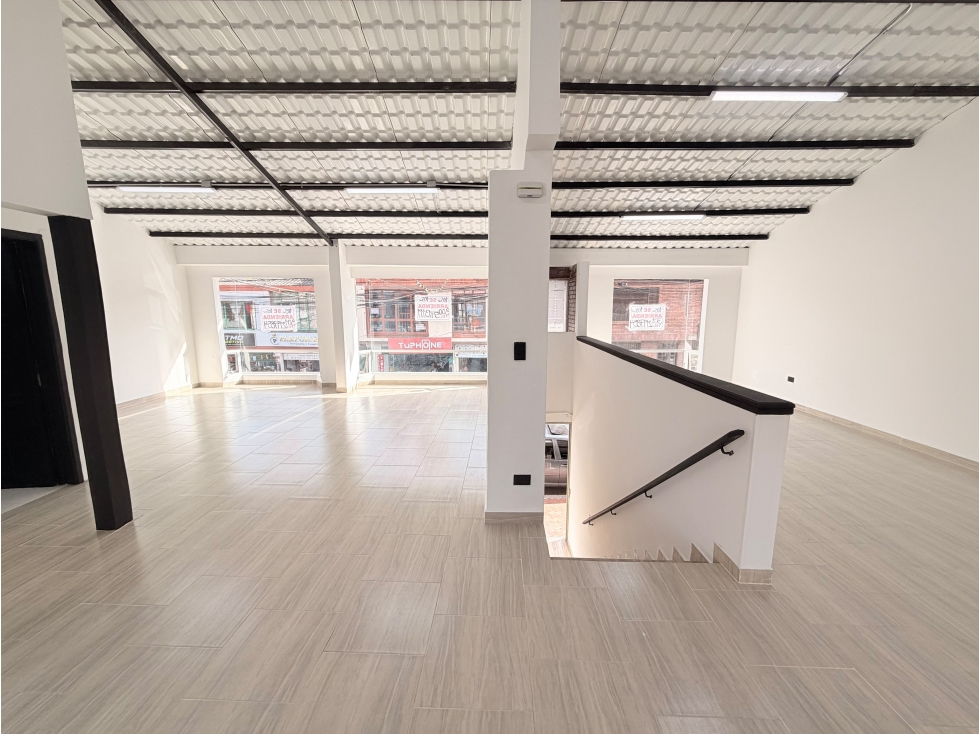 LOCAL COMERCIAL EN ARRIENDO COTA CENTRO - 4
