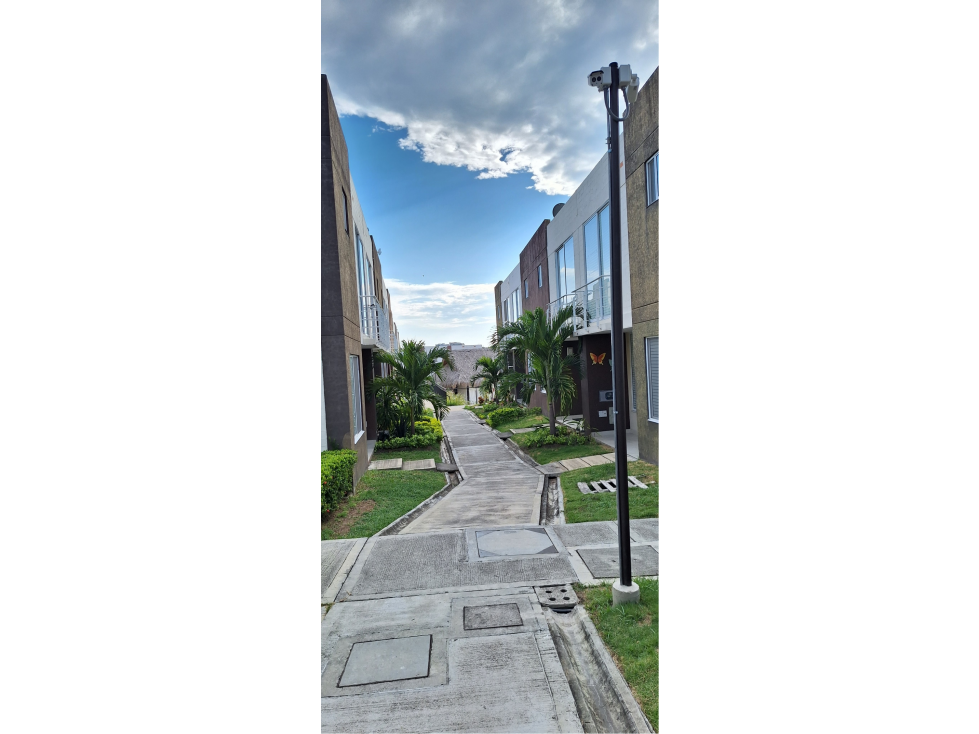 VENDO CASA EN CONDOMINIO CON PSICINA RICAURTE — foto 2