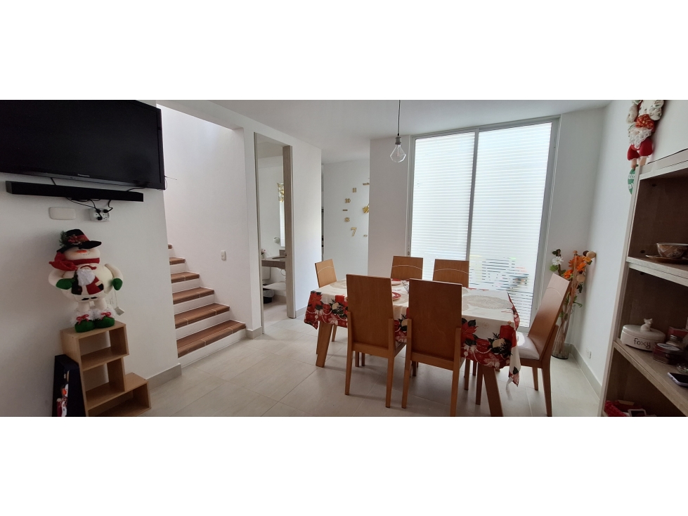 VENDO CASA EN CONDOMINIO CON PSICINA RICAURTE — foto 4