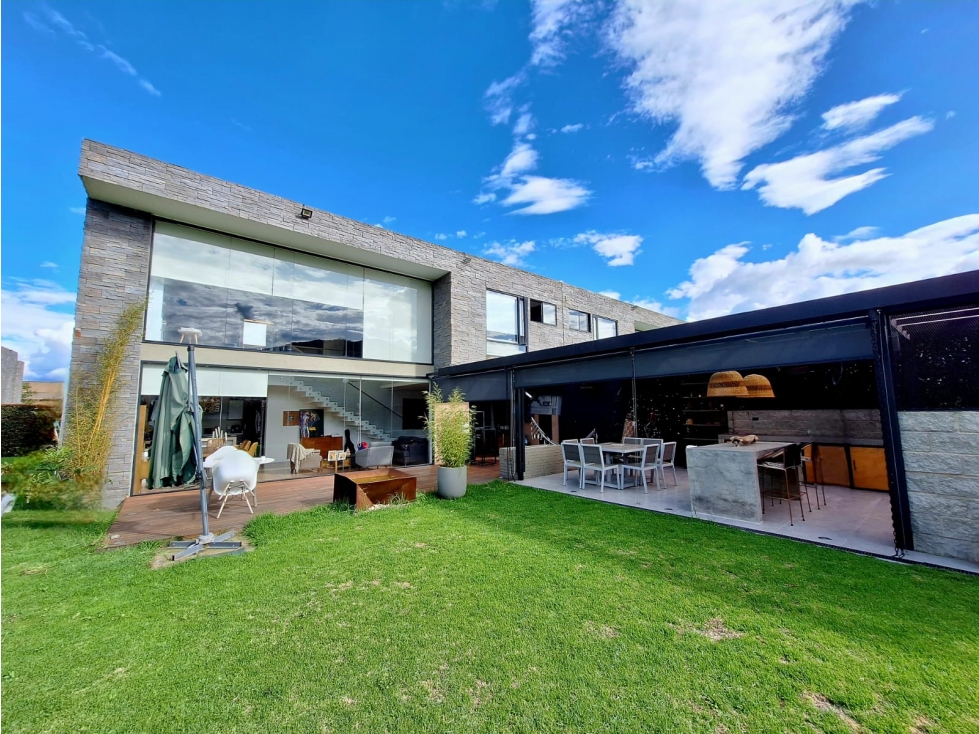 CASA EN ARRIENDO O VENTA COTA CONJUNTO CLUB HOUSE SERRATO — foto 2