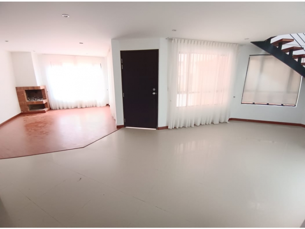 Arriendo $ 3.800.000 o Venta Casa Cota Conjunto Cerrado — foto 4