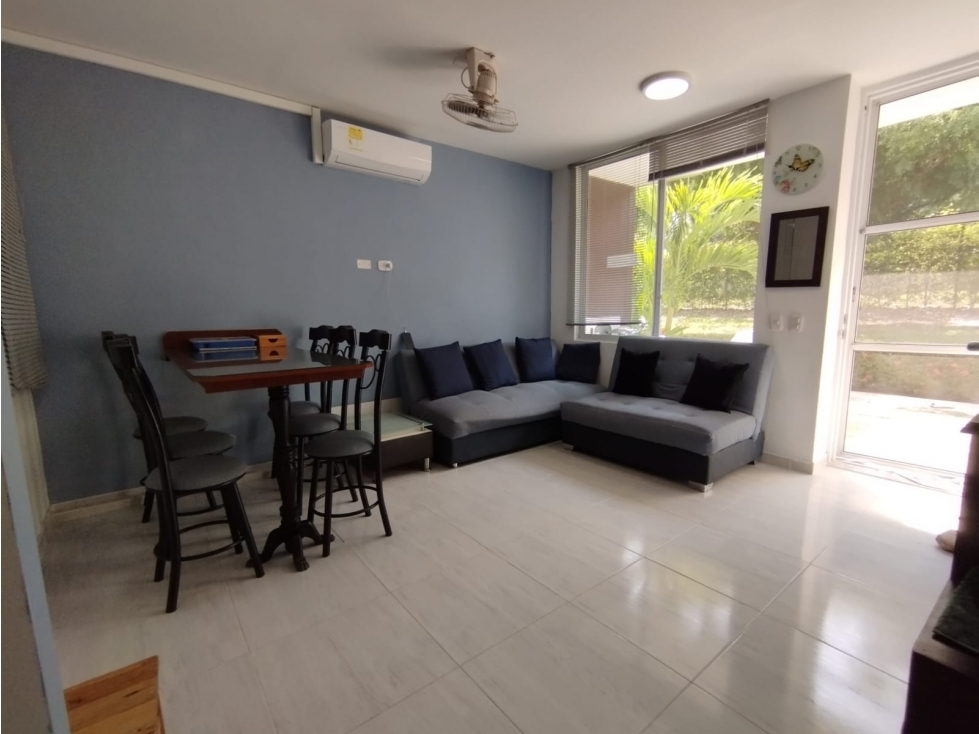 CASA EN CONDOMINIO CON PISCINA RICAURTE — foto 4