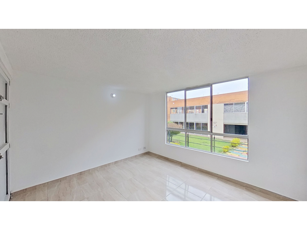Venta de apartamento en conjunto cerrado en Madrid — foto 3