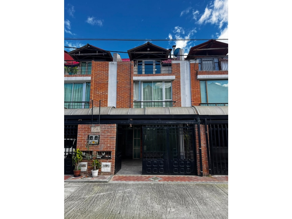 Arriendo Casa Cota Conjunto $ 2.600.000 - 2