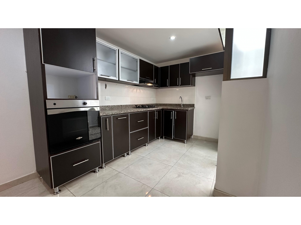 Arriendo Casa en Cota Centro $ 3.000.000 - 5