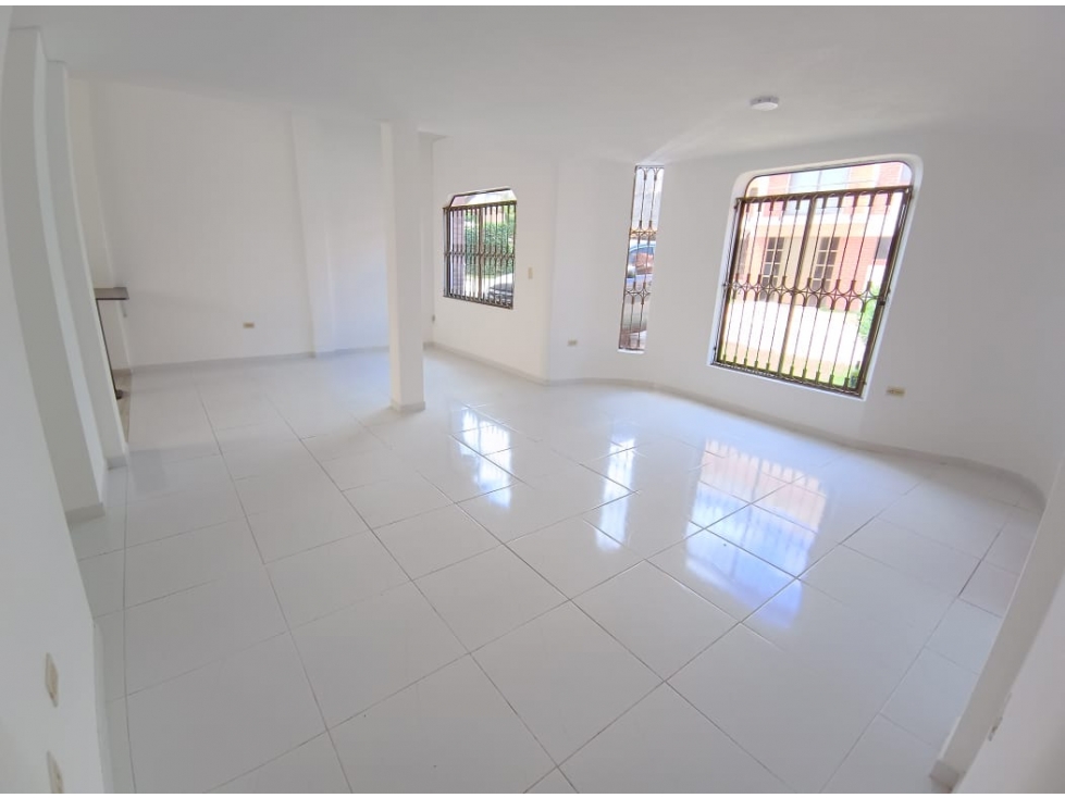 Vendo Casa en conjunto cerrado rentable dos Apartamentos cota — foto 3