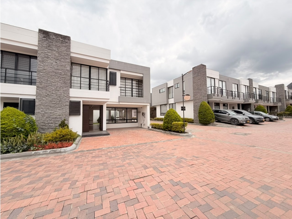 VENDO CASA CAMPESTRE EN CONJUNTO CERRADO COTA — foto 3