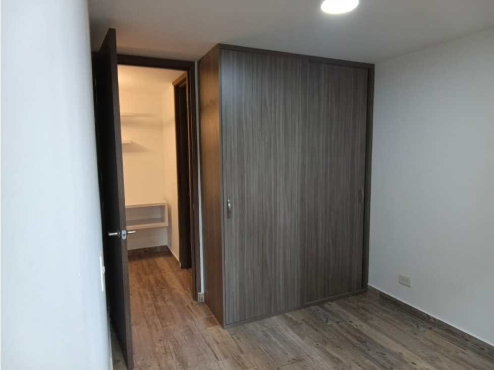 Venta de apartamento rentando en conjunto cerrado en Madrid — foto 5