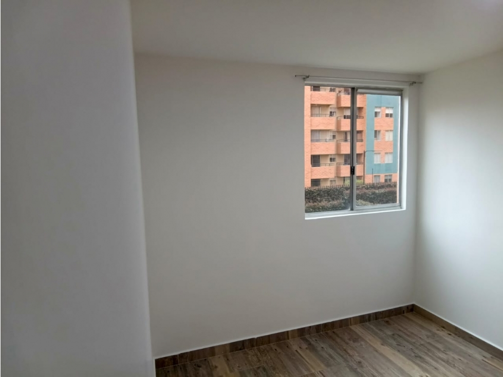 Venta de apartamento rentando en conjunto cerrado en Madrid — foto 6