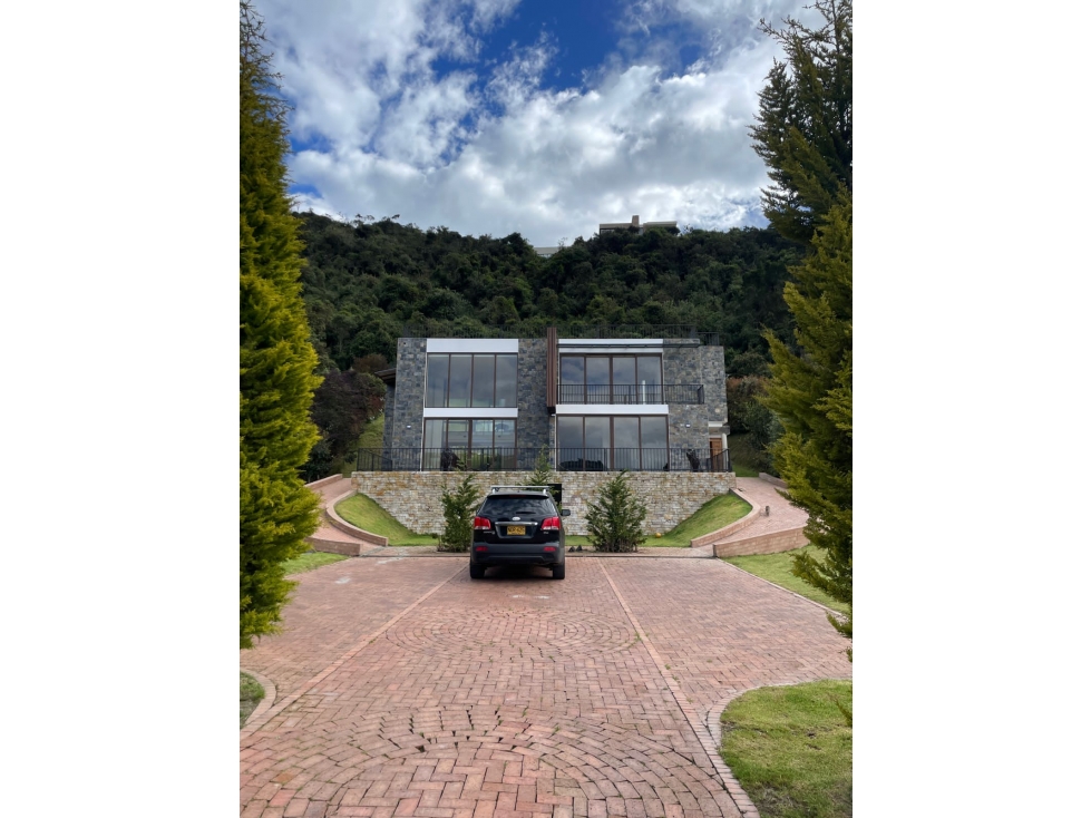 Venta de casa Club House en Yerbabuena chia $3.000.000.000 — foto 2