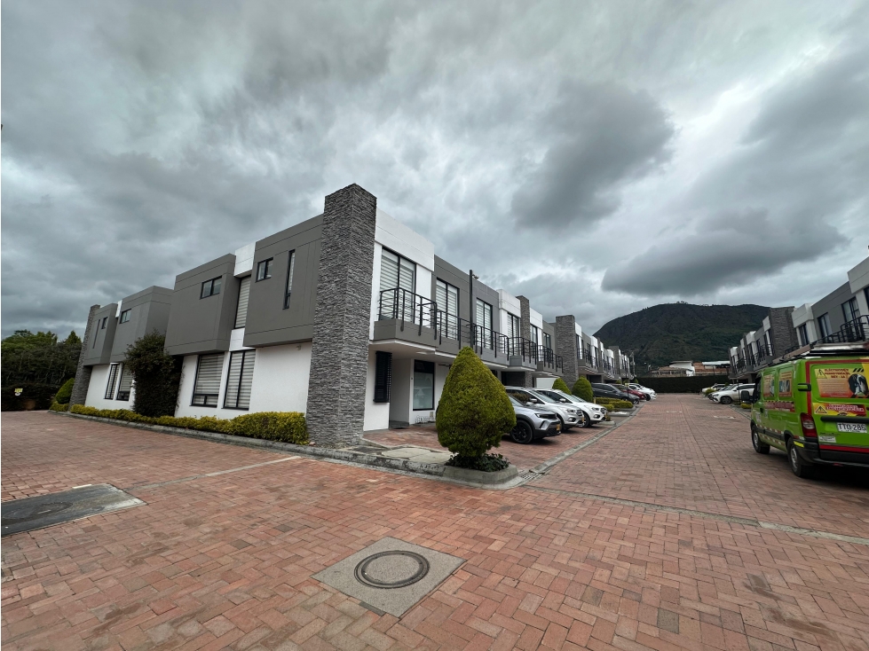 Venta Casa conjunto cerrado Cota — foto 2