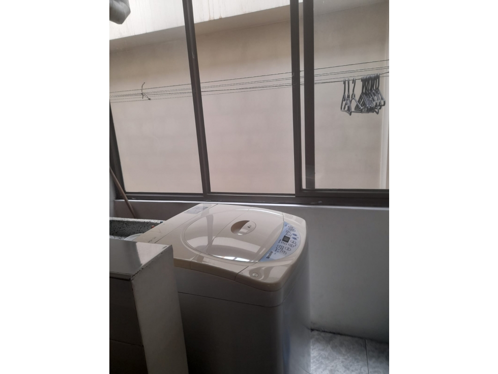 ¡Amplio e iluminado apartamento en venta Parque de Villa MarÃ­a! — foto 4
