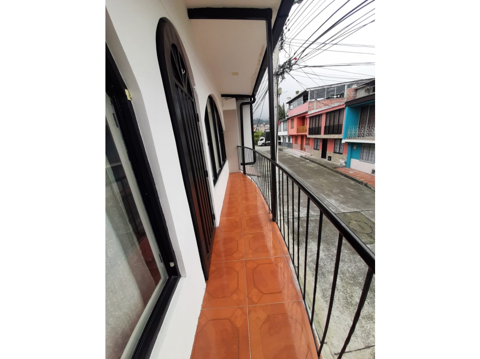 SE VENDE CASA EN VILLAMARIA - 2