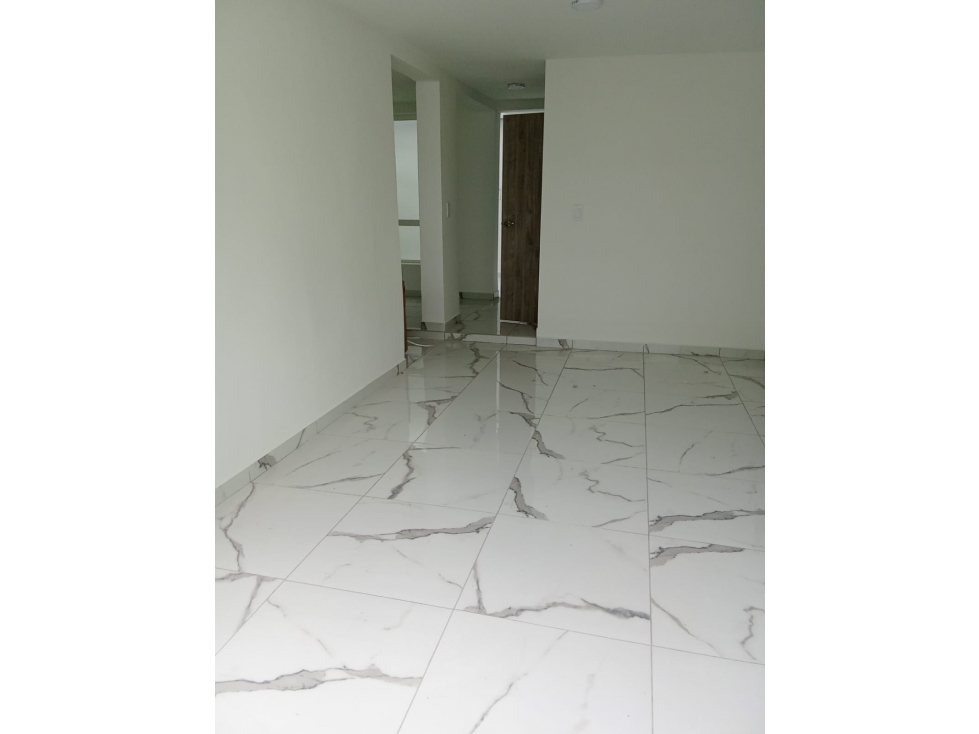 ¡CASA PARA ESTRENAR EN RENTA! - 2