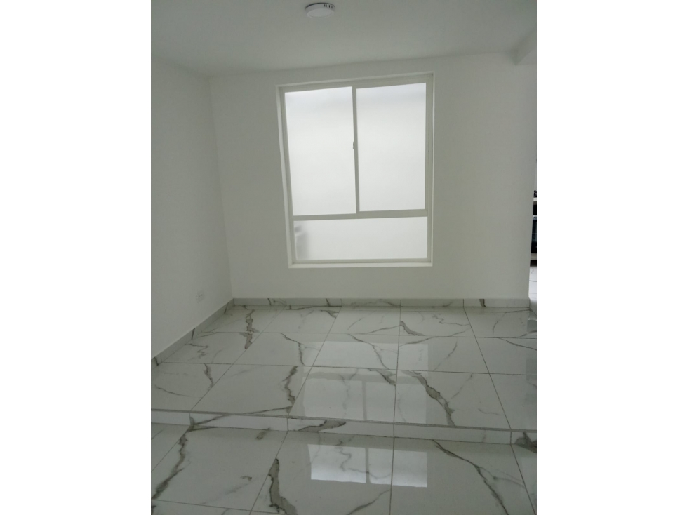 ¡CASA PARA ESTRENAR EN RENTA! - 3