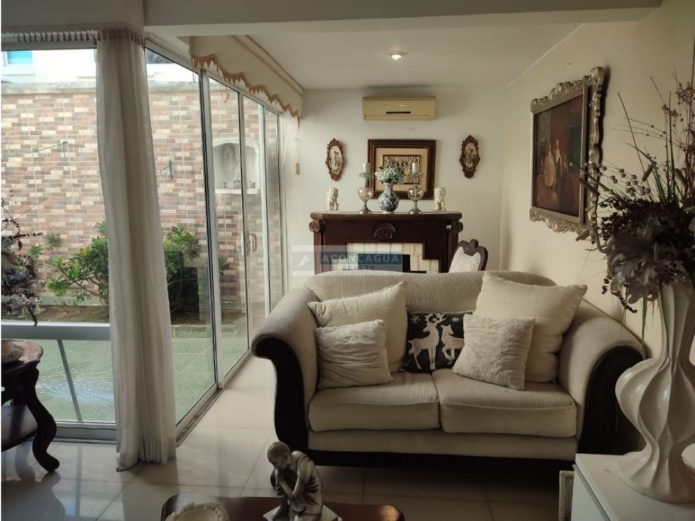 CASA EN VENTA EN LA CASTELLANA — foto 5