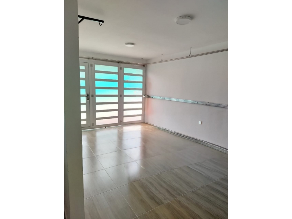 CASA EN VENTA C. CERRADO MIRADOR DE LAS LOMAS- VILLAMARIA