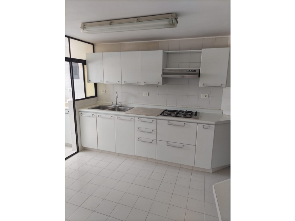 APARTAMENTO EN VENTA AV. SANTANDER — foto 3