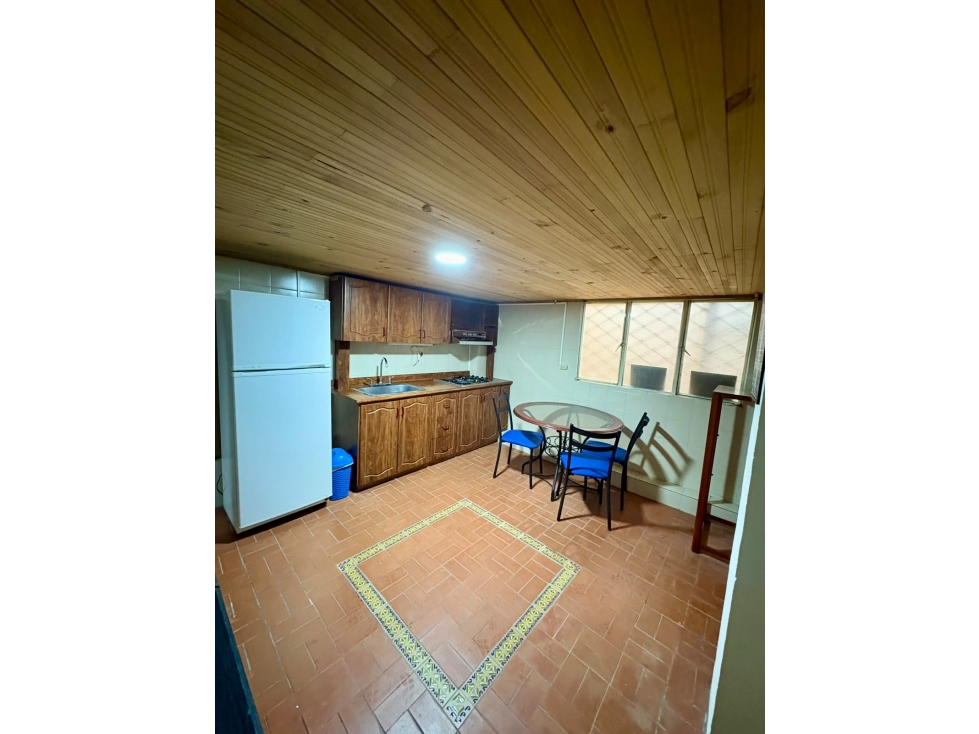 CASA CON RENTA EN VENTA BARRIO LA ESTRELLA - 2