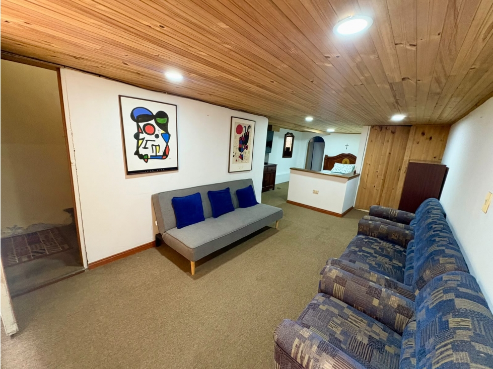 CASA CON RENTA EN VENTA BARRIO LA ESTRELLA - 1