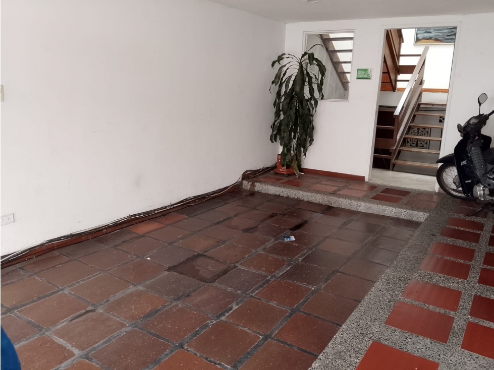 CASA CON RENTA LEONORA ALTA