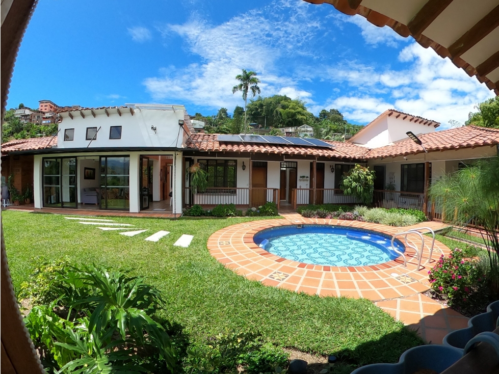 CASA CAMPESTRE EN VENTA- SAN PEREGRINO
