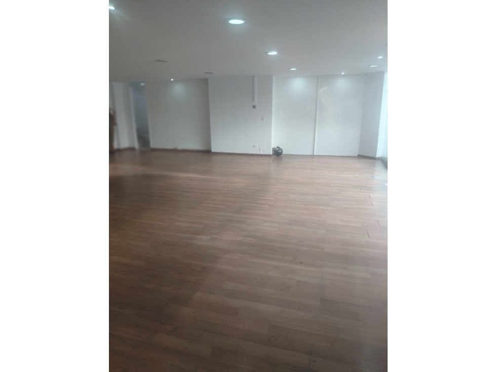 LOCAL EN ARRIENDO , SANCANCIO MANIZALES - 3