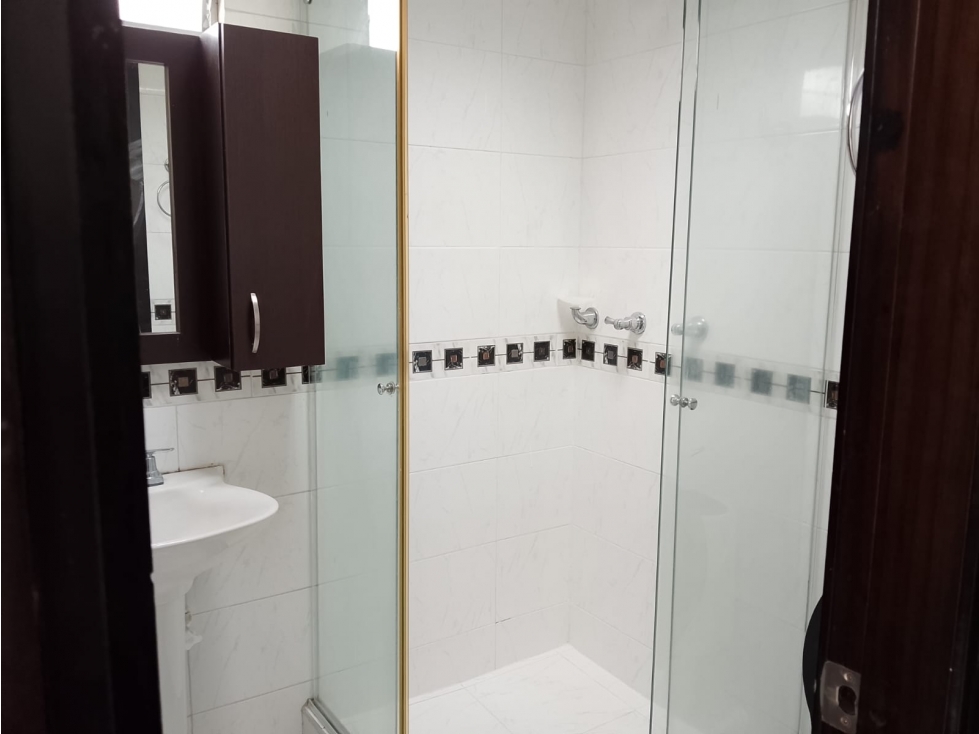 APARTAMENTO EN VENTA RESERVA DE CASTILLA — foto 6