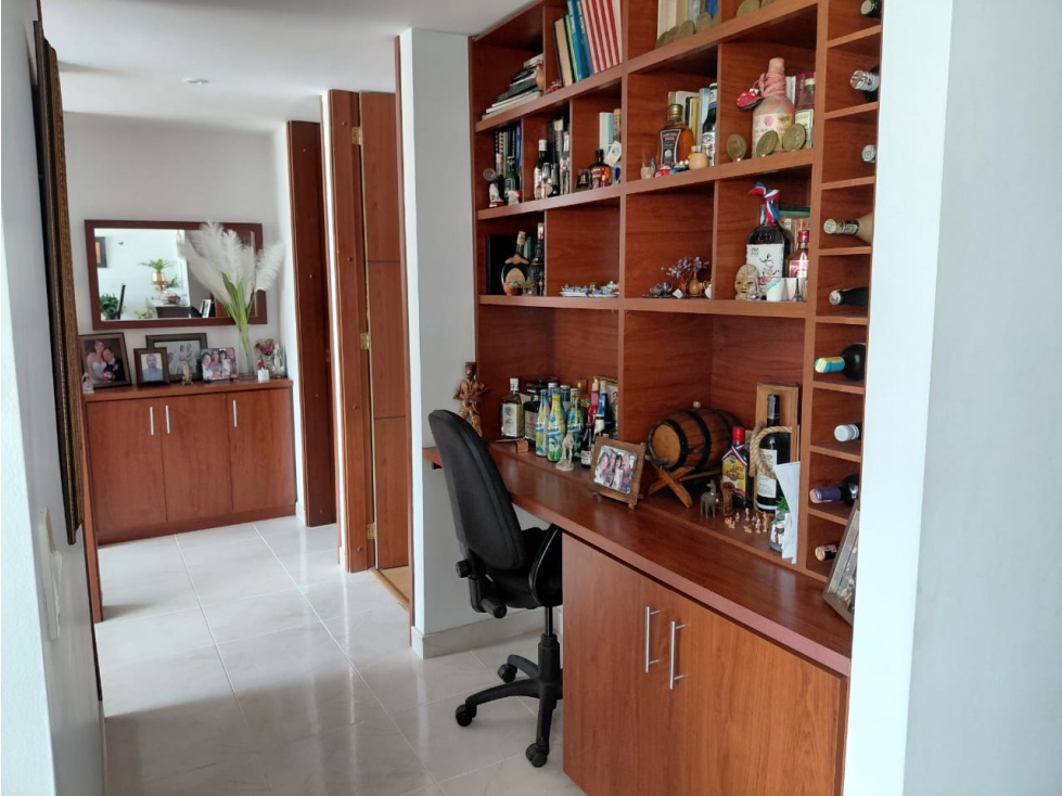 APARTAMENTO EN VENTA, TORRE PLAZA DE LA 70 — foto 3