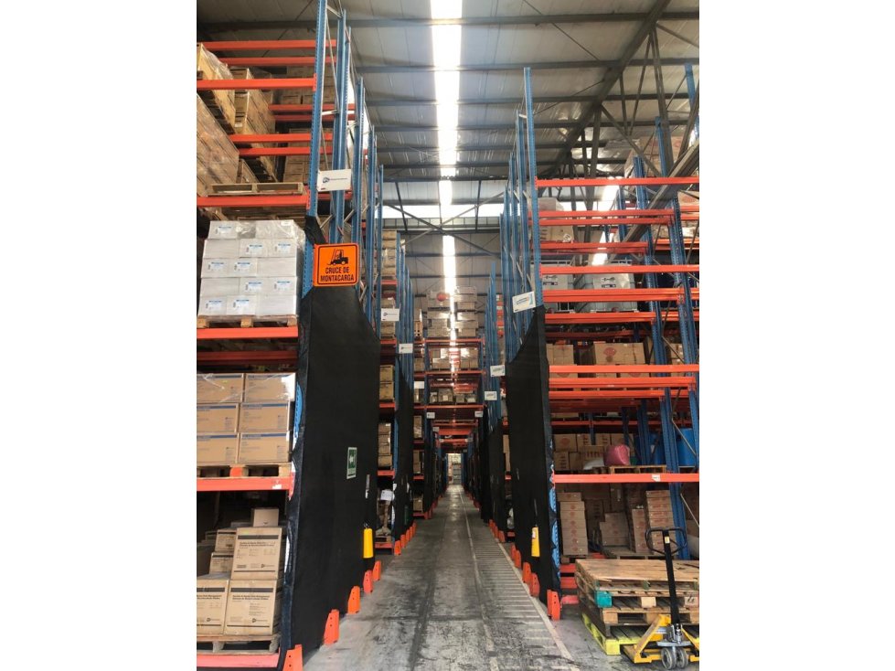 ALQUILER BODEGA 10,687 MT2 SALOMIA CALI VALLE