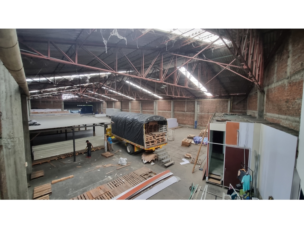 ALQUILER BODEGA 1700 MT2 BUGA VALLE - 5