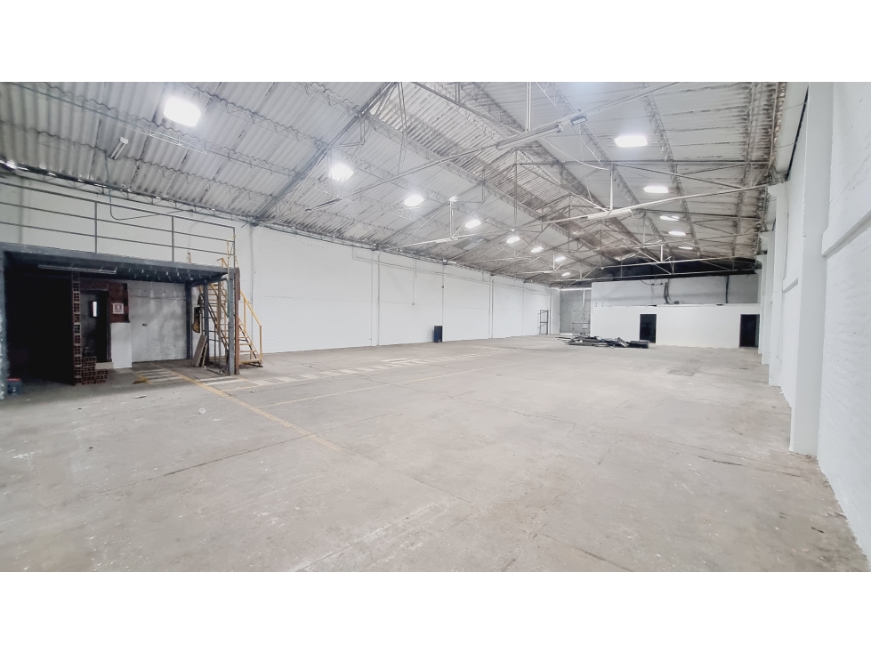 VENTA BODEGA 730 MT2 EN ACOPI YUMBO VALLE - 1