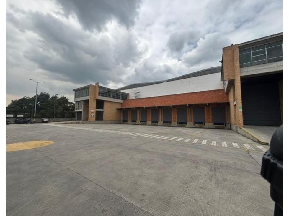 ALQUILER BODEGA 4522 MT2 EN FONTIBON BOGOTA D.C CUNDINAMARCA — foto 3
