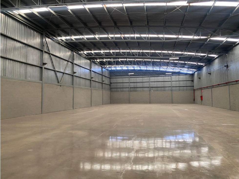 ALQUILER BODEGA 1228 MT2 ACOPI YUMBO VALLE - 1