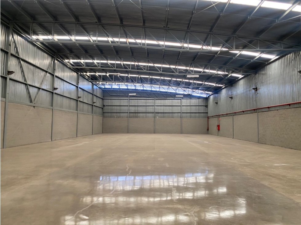 ALQUILER BODEGA 1228 MT2 ACOPI YUMBO VALLE - 2