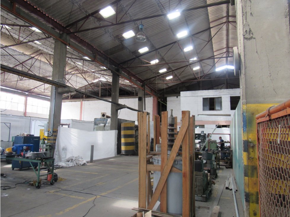 VENTA DE BODEGA 2900 MT2 EN LA NUBIA CANDELARIA VALLE - 2