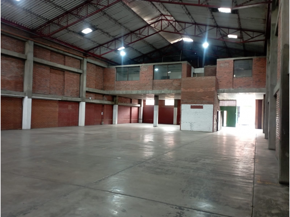 ALQUILER BODEGA 720 MT2 ARROYOHONDO YUMBO VALLE - 2