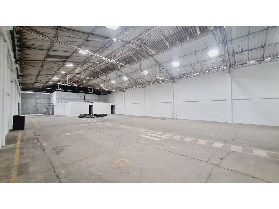 VENTA BODEGA 730 MT2 EN ACOPI YUMBO VALLE - 2