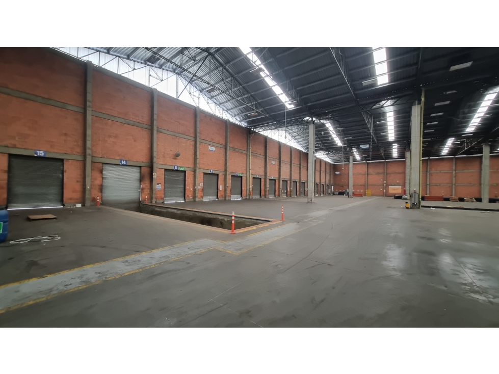 ALQUILER BODEGA 10,000 MT2 EN MADRID CUNDINAMARCA - 2