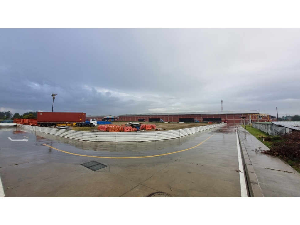 ALQUILER PATIO DURO DE 17,000 MT2 EN MADRID CUNDINAMARCA - 2