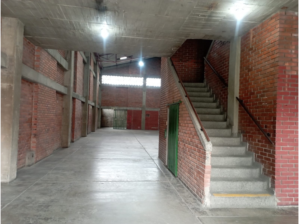 ALQUILER BODEGA 720 MT2 ARROYOHONDO YUMBO VALLE - 4