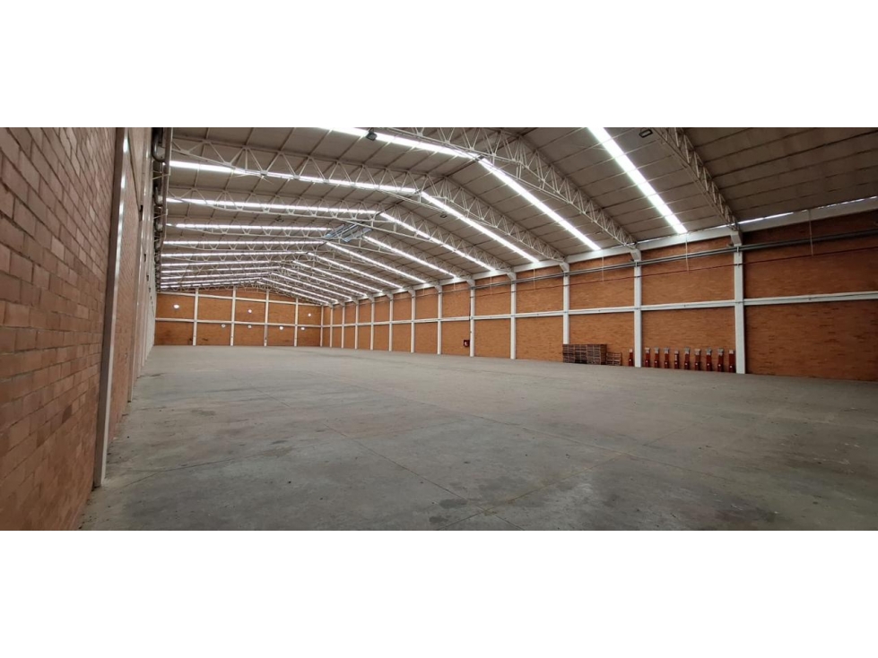 ALQUILER BODEGA 3180 MT2 EN FUNZA CUNDINAMARCA - 2